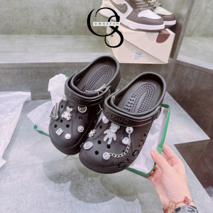 Alternative view of Dép Nhựa Nữ Màu Đen Gắn Charm Gấu & Đá Lấp Lánh, Dép Nhựa Mềm Quai Hậu, Phong Cách Cute Hàn Quốc